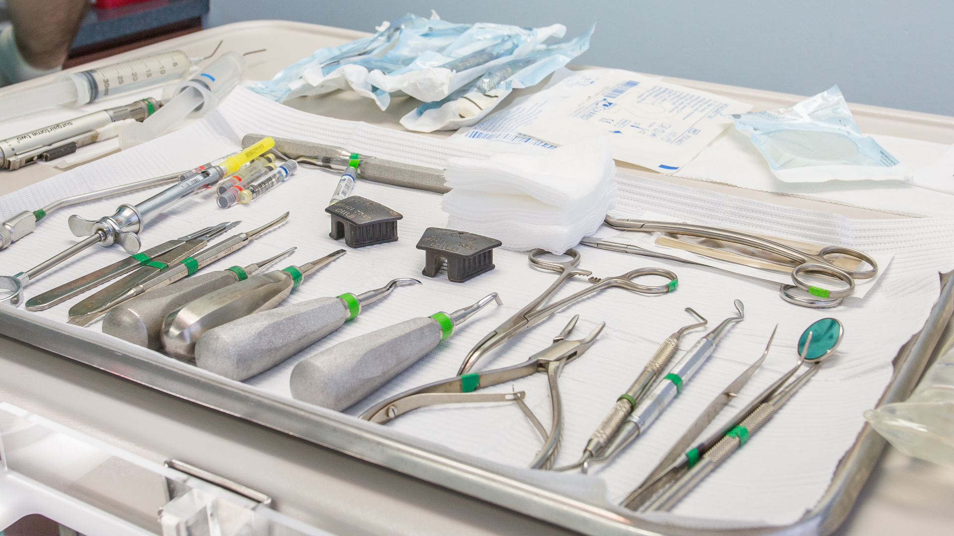 tools for dental bone grafting